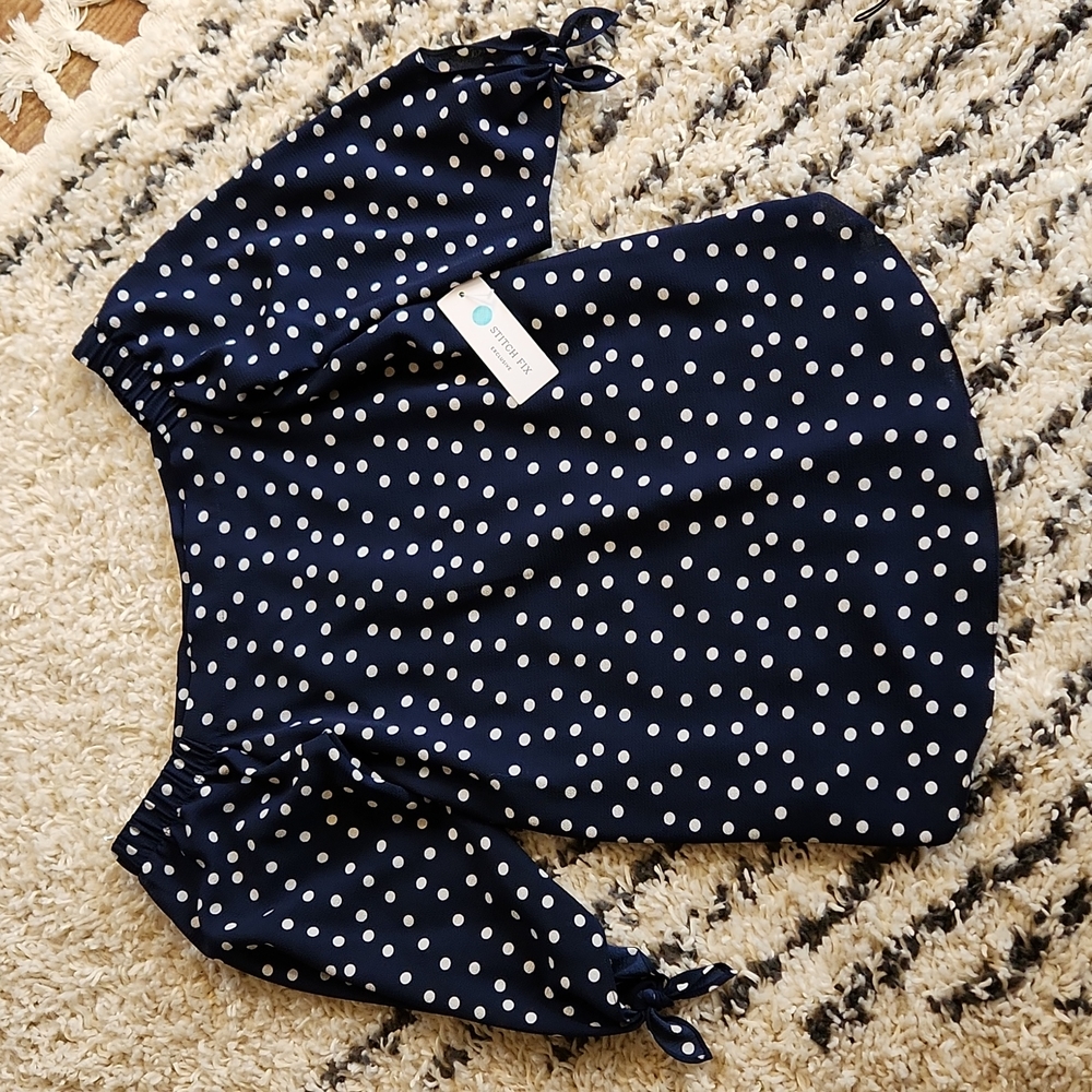 womens blouse off the shoulder size Medium